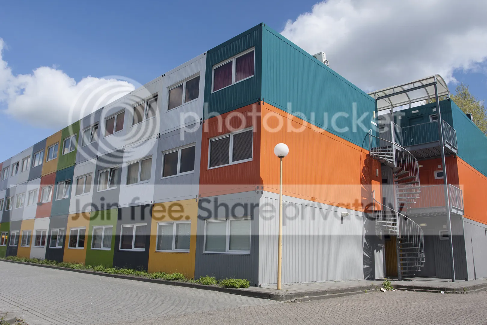 photo Shipping container houses_zpsvxvgskpe.jpg
